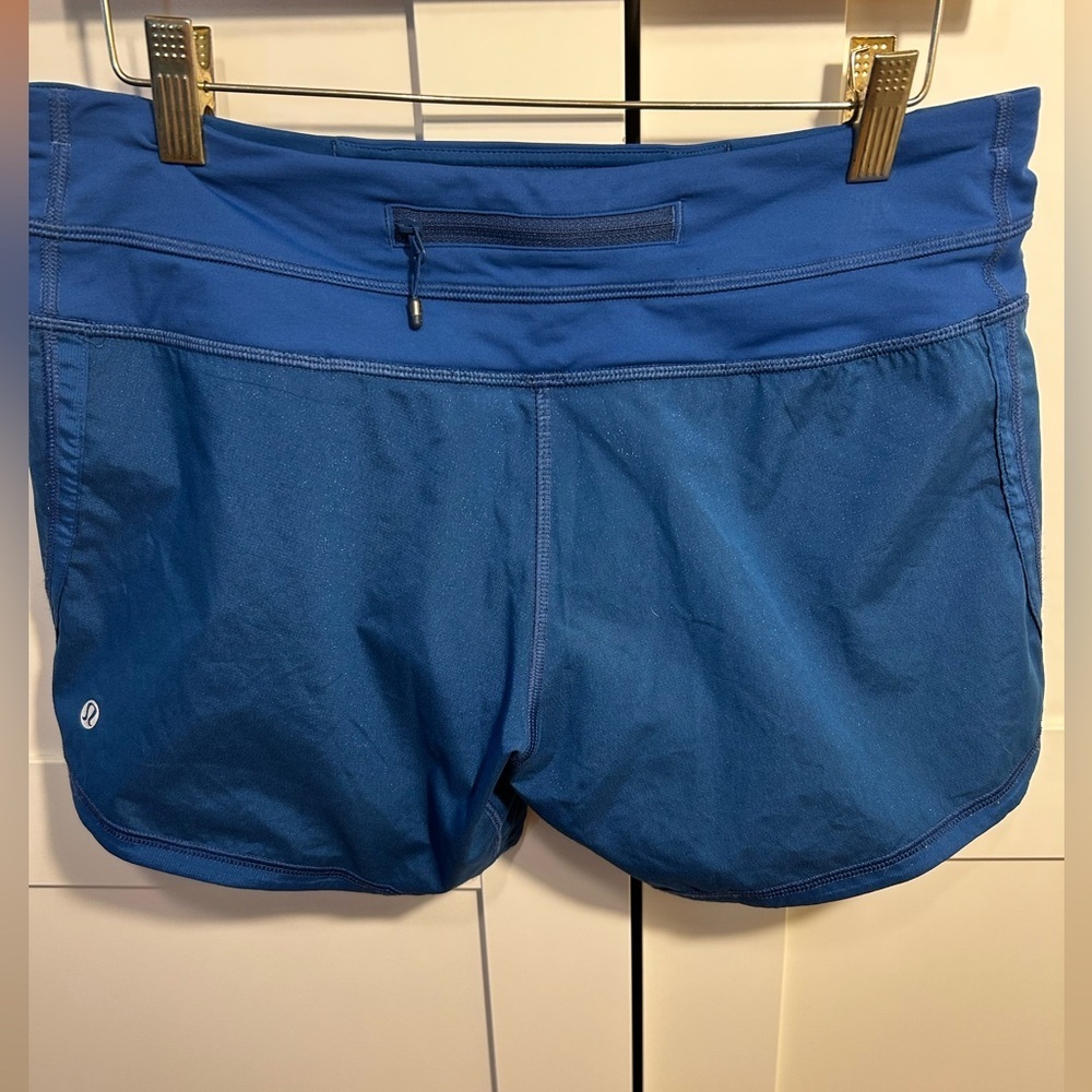 Lululemon chase me shorts